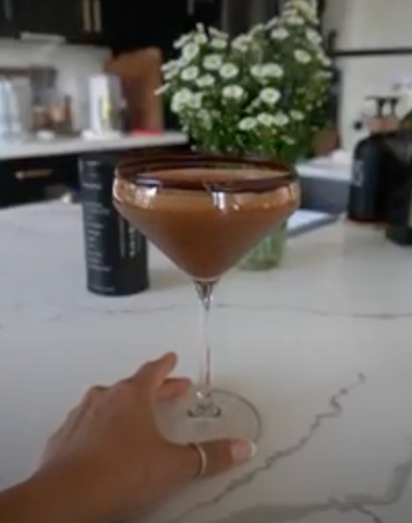Chocolate MUD\WTR Martini